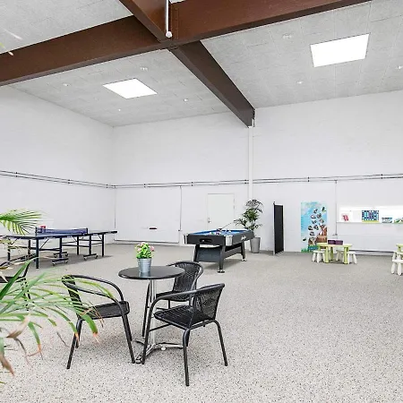 6 Person Holiday In Lägenhet